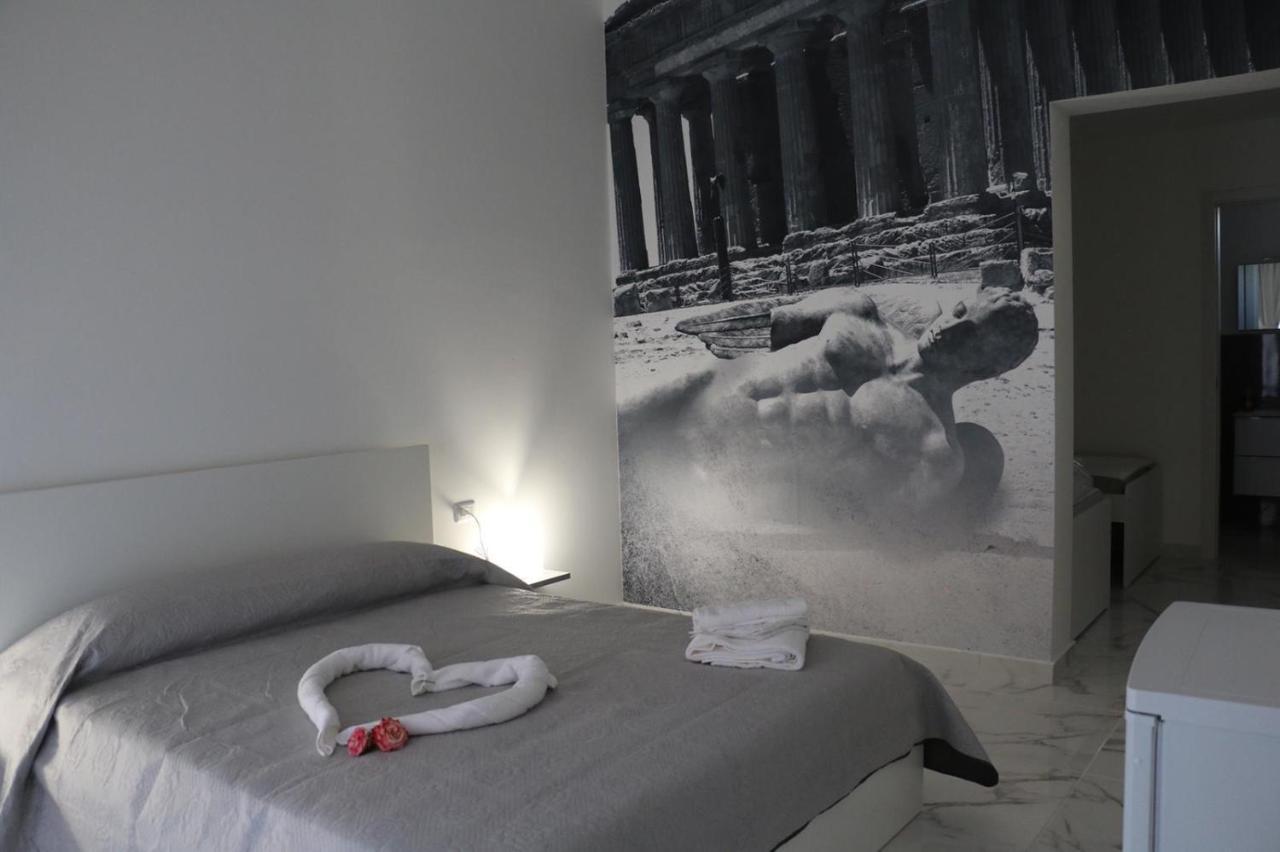 테라시니 Amantea Monument B&B 외부 사진